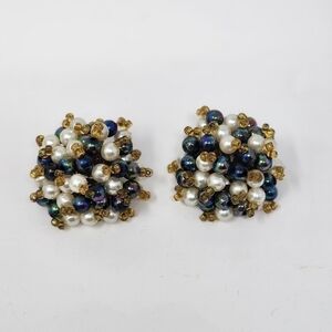 VINTAGE CLIP-ON EARRINGS